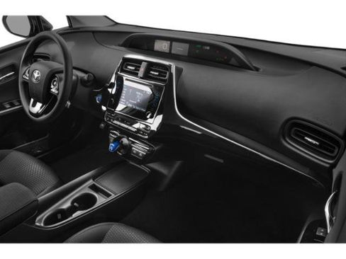 Used 2021 Toyota Prius L Eco FWD image 16