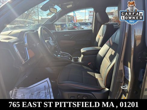 Used 2024 GMC Canyon AT4 image 15