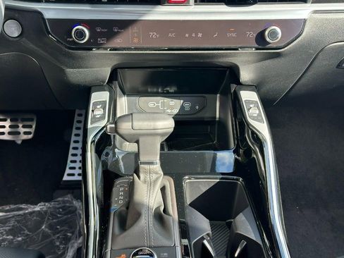 New 2026 Kia Sorento SX Prestige image 13