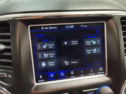 Used 2018 Jeep Grand Cherokee SRT AWD/4WD image 39