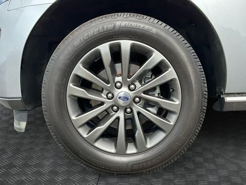 Used 2020 Ford Expedition Limited AWD/4WD image 14