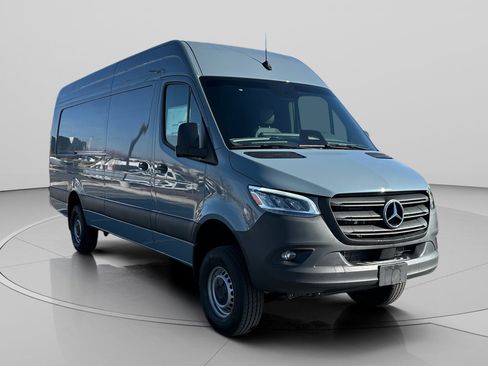 New 2026 Mercedes-Benz Sprinter 2500 image 3
