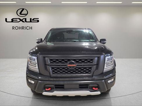 Used 2021 Nissan Titan PRO-4X w/ Pro-4x Convenience Package image 2