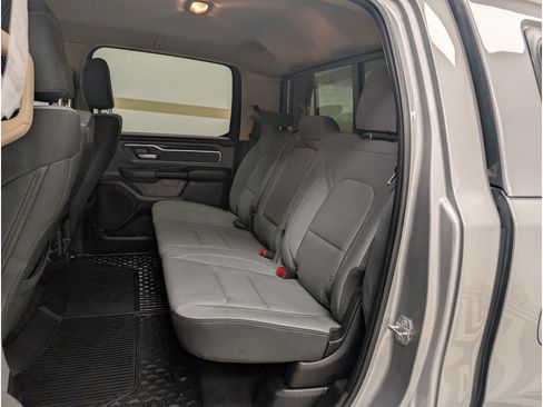 Used 2019 RAM 1500 Big Horn AWD/4WD image 16