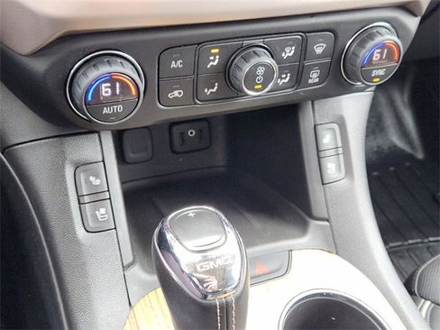 Used 2018 GMC Acadia Denali w/ Technology Package image 19