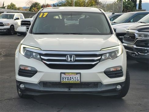 Used 2017 Honda Pilot EX-L image 2