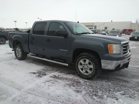 Used 2013 GMC Sierra 1500 SLE w/ Power Tech Package image 4
