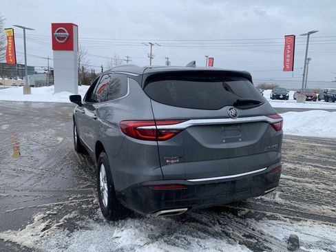 Used 2018 Buick Enclave Essence image 5