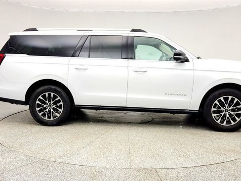 Used 2025 Ford Expedition Max Platinum image 4