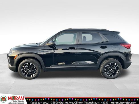 Certified 2023 Chevrolet TrailBlazer LT image 3