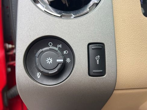 Used 2012 Ford F250 Lariat w/ Lariat Ultimate Pkg AWD/4WD image 26