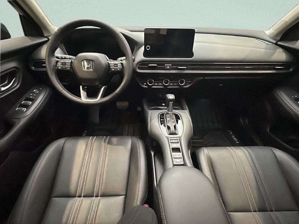 Certified 2027 Honda HR-V EX-L image 3
