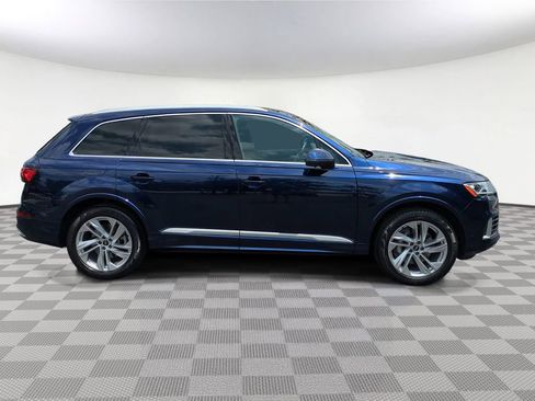 Used 2021 Audi Q7 2.0T Premium w/ Convenience Package AWD/4WD image 2