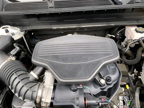 Used 2023 GMC Acadia Denali w/ Denali Technology Package AWD/4WD image 31