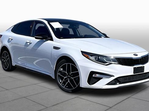 Used 2020 Kia Optima SE image 2