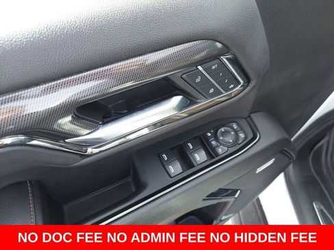 Used 2024 GMC Sierra 2500 AT4 w/ AT4 Premium Plus Package AWD/4WD image 12