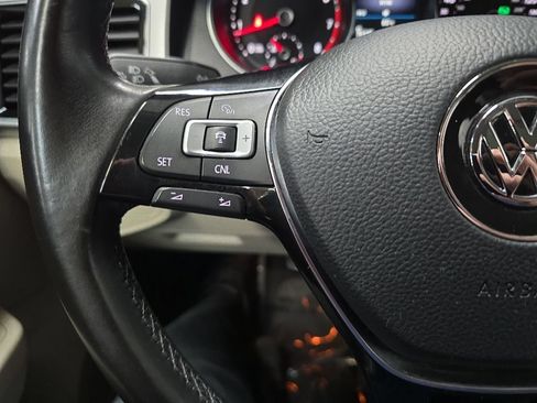Used 2018 Volkswagen Atlas SEL AWD/4WD image 20
