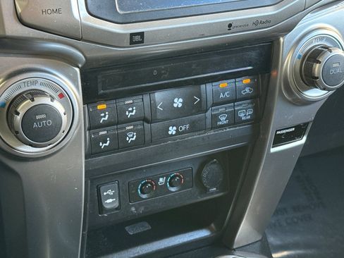 Used 2015 Toyota 4Runner Limited image 16