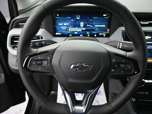 New 2027 Chevrolet Bolt RS w/ Technology Package FWD image 11
