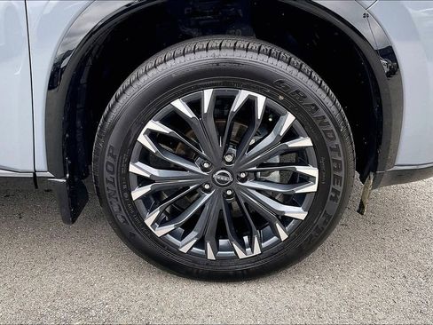 Used 2025 Nissan Rogue Platinum AWD/4WD image 11