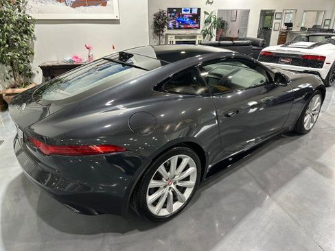 Used 2017 Jaguar F-TYPE Coupe RWD image 2