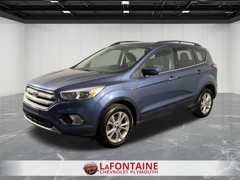 Used 2018 Ford Escape SE w/ SE Sync 3 Package image 1