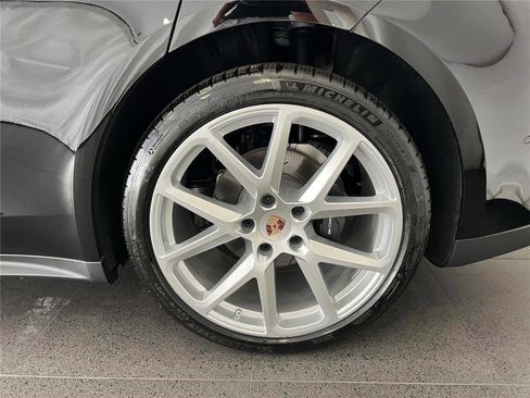 New 2026 Porsche Panamera 4 image 11