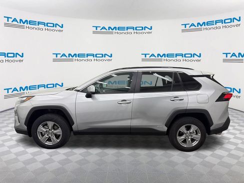 Used 2024 Toyota RAV4 XLE AWD/4WD image 2