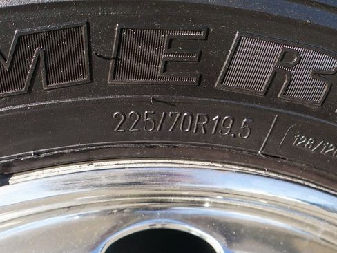 Used 2020 Ford F550 2WD Regular Cab Super Duty image 40