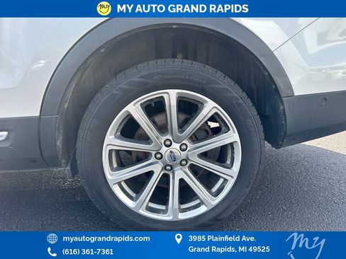 Used 2016 Ford Explorer Limited w/ Equipment Group 301A AWD/4WD image 31