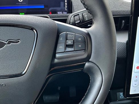 Certified 2024 Ford Mustang Mach-E Premium image 18