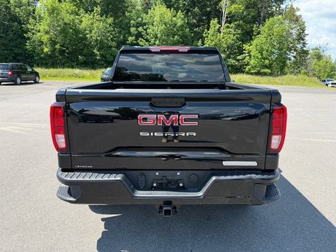 Used 2024 GMC Sierra 1500 Elevation AWD/4WD image 4