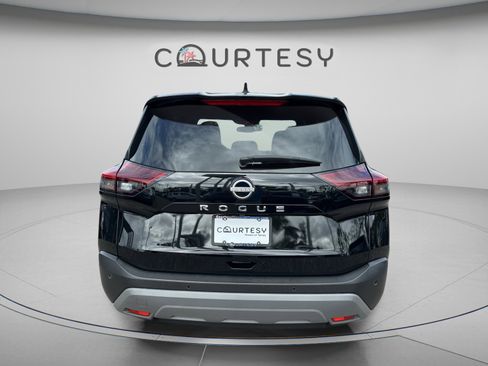 Certified 2023 Nissan Rogue S image 6