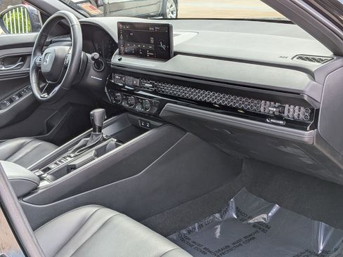 Certified 2023 Honda Accord Sport image 31