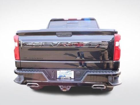 Used 2020 Chevrolet Silverado 1500 LT Trail Boss AWD/4WD image 2
