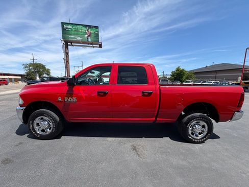 Used 2013 RAM 2500 Tradesman w/ Chrome Appearance Group AWD/4WD image 3