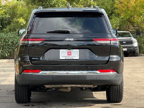 Used 2024 Jeep Grand Cherokee Limited 4xe AWD/4WD image 5