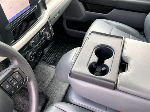 Certified 2023 Ford F250 XL w/ Snow Plow Prep Package image 16