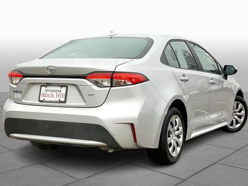 Used 2021 Toyota Corolla LE image 13