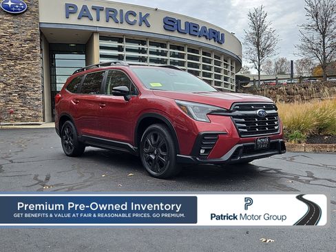 Used 2023 Subaru Ascent Onyx Edition image 1