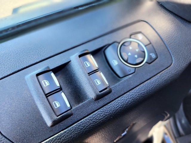 Used 2019 Ford F150 XLT w/ Equipment Group 302A Luxury AWD/4WD image 17