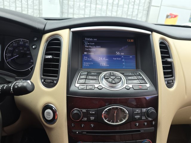 Used 2017 INFINITI QX50 AWD w/ Premium Plus Package image 2
