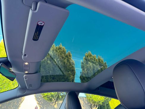 Used 2023 Tesla Model 3 Standard Range RWD image 45