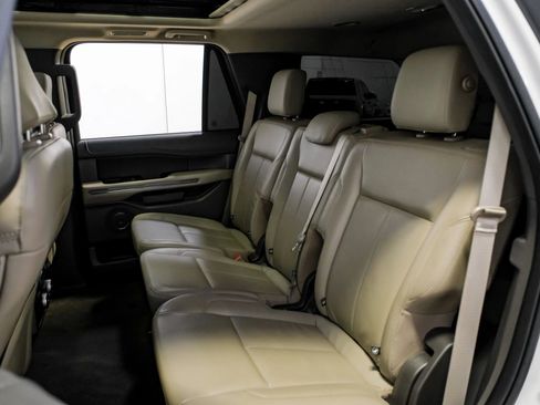 Used 2020 Ford Expedition XLT w/ Equipment Group 202A image 35