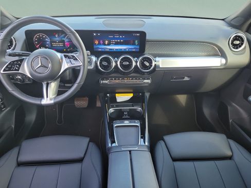 Used 2026 Mercedes-Benz GLB 250 image 7