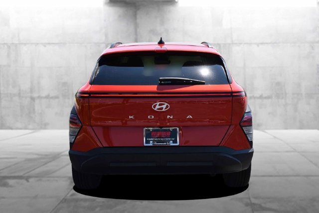 Used 2024 Hyundai Kona SEL FWD image 6