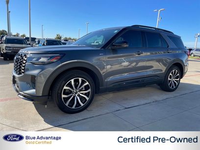 Used 2025 Ford Explorer ST-Line w/ Premium Package