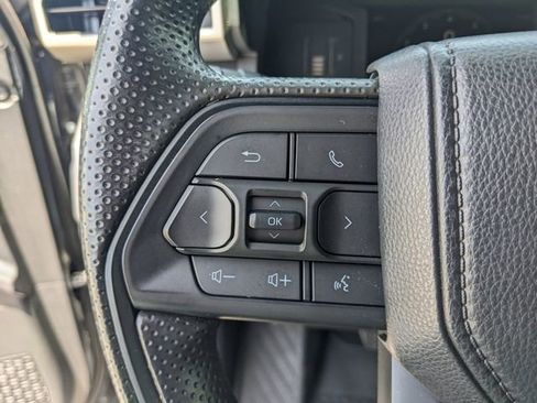 Used 2024 Toyota Tacoma SR5 AWD/4WD image 32