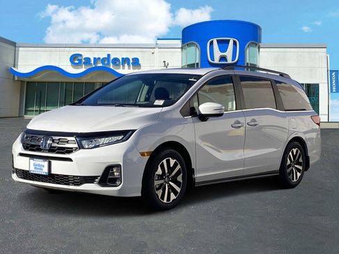New 2026 Honda Odyssey EX-L image 3