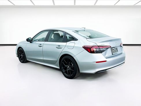 Used 2025 Honda Civic Sport image 6